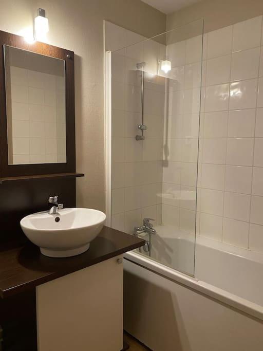 Appartement Avec Cabine Arreau Luaran gambar