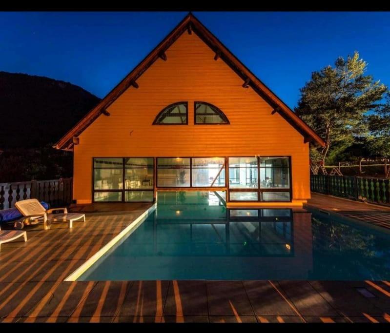 Appartement Avec Cabine Arreau Luaran gambar